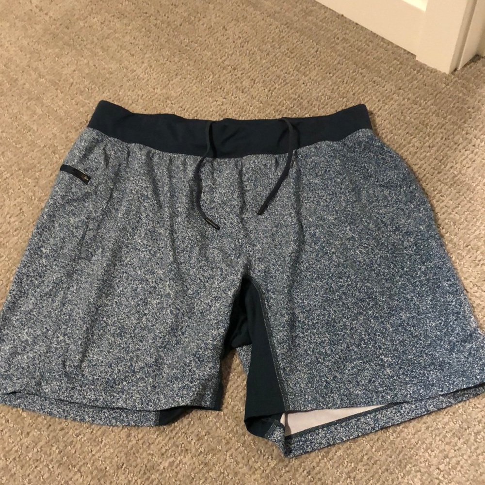 Large Mens Lululemon Shorts